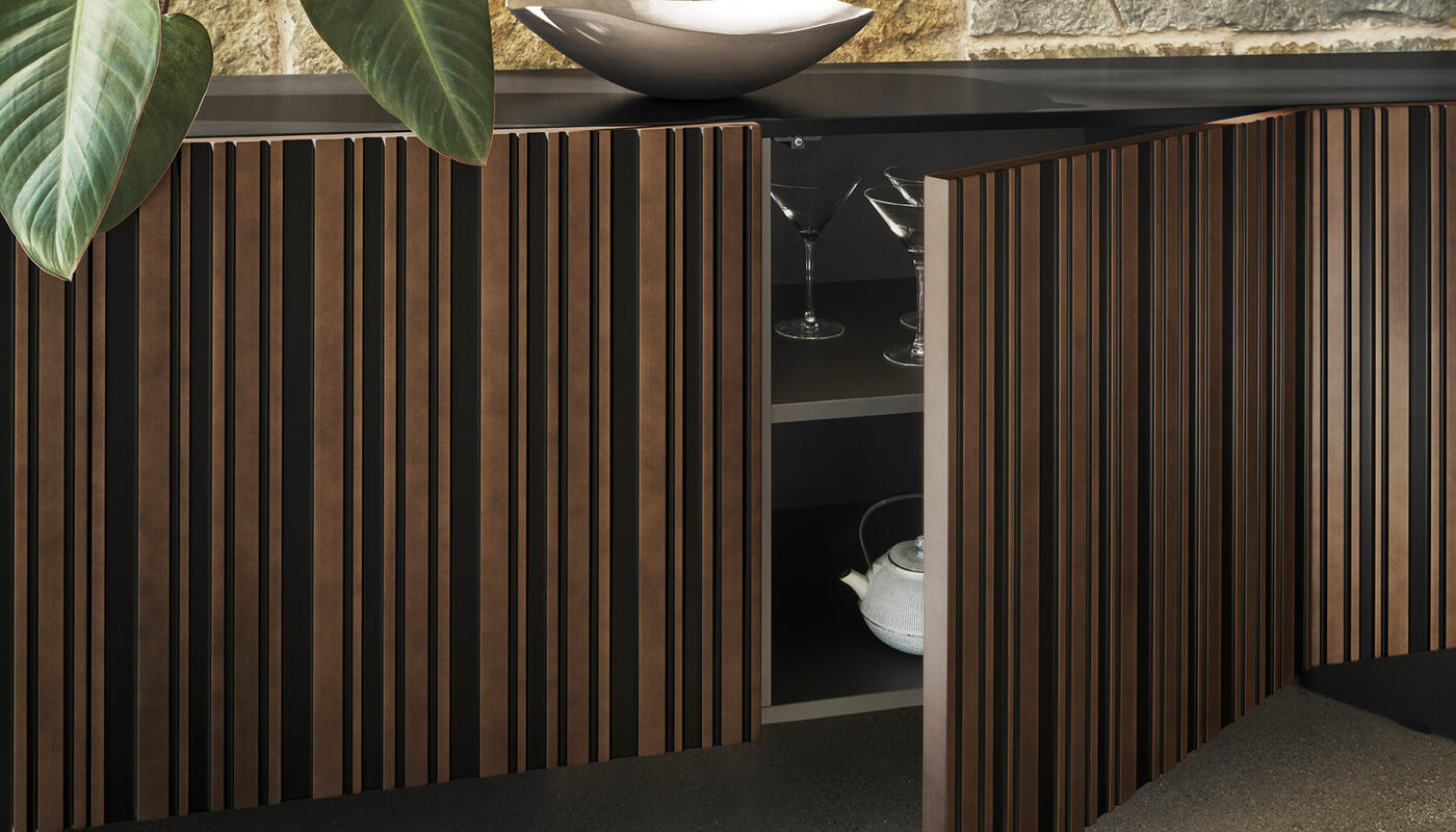 Komoda Stripes 3-drzwiowa 181 cm Calligaris