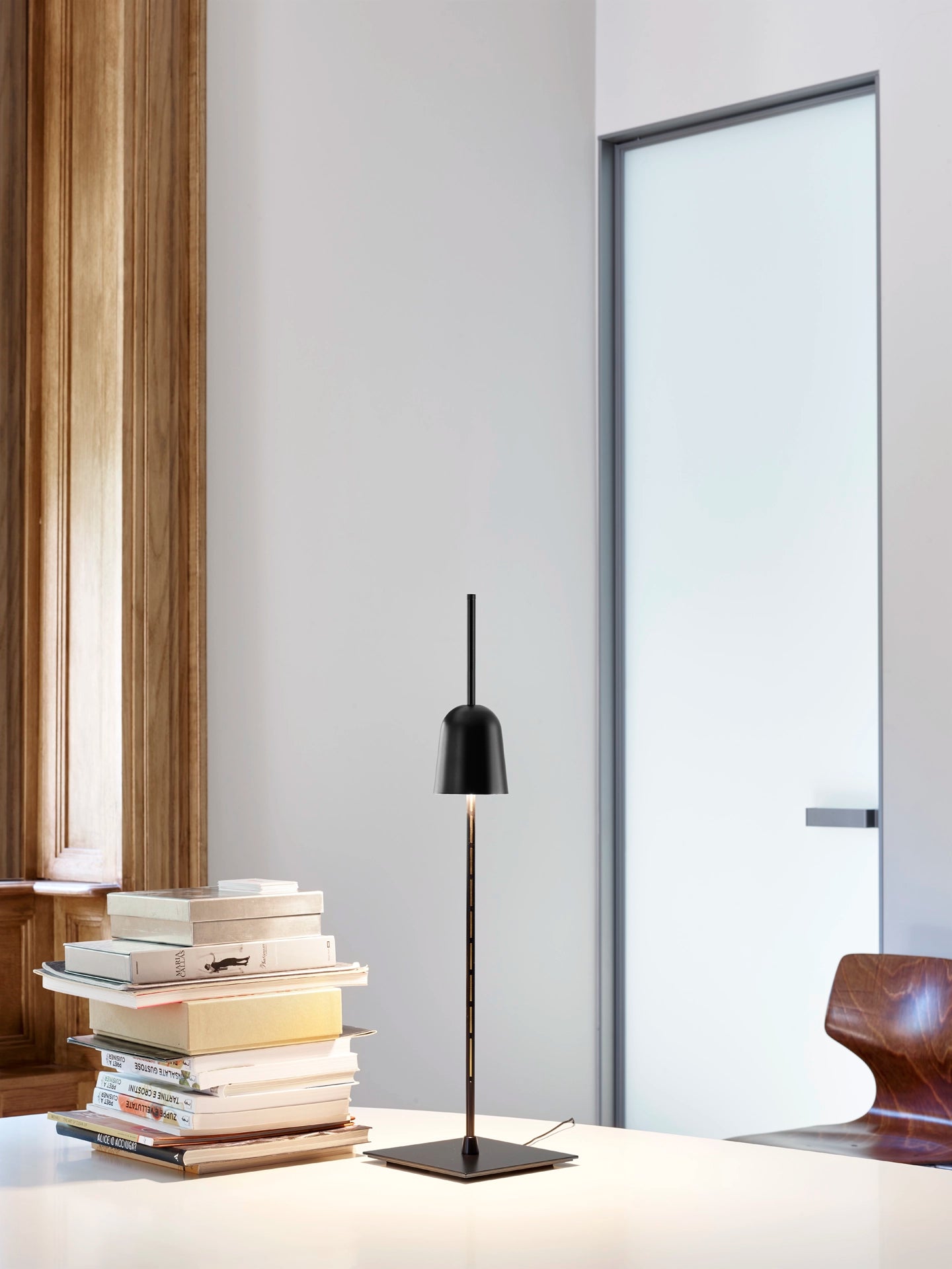 Lampa stołowa Ascent – Luceplan