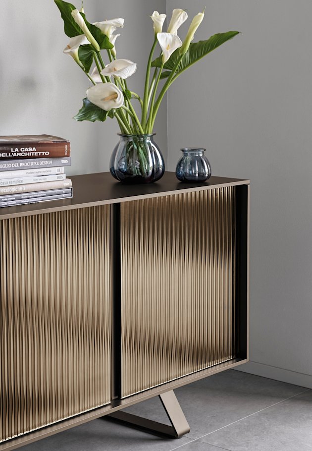 Komoda Secret 4-drzwiowa 247 cm Calligaris