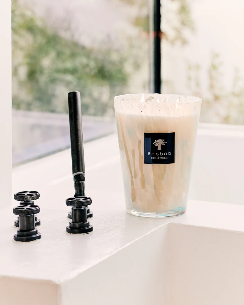 Pearls Sapphire – świeca zapachowa Baobab Collection