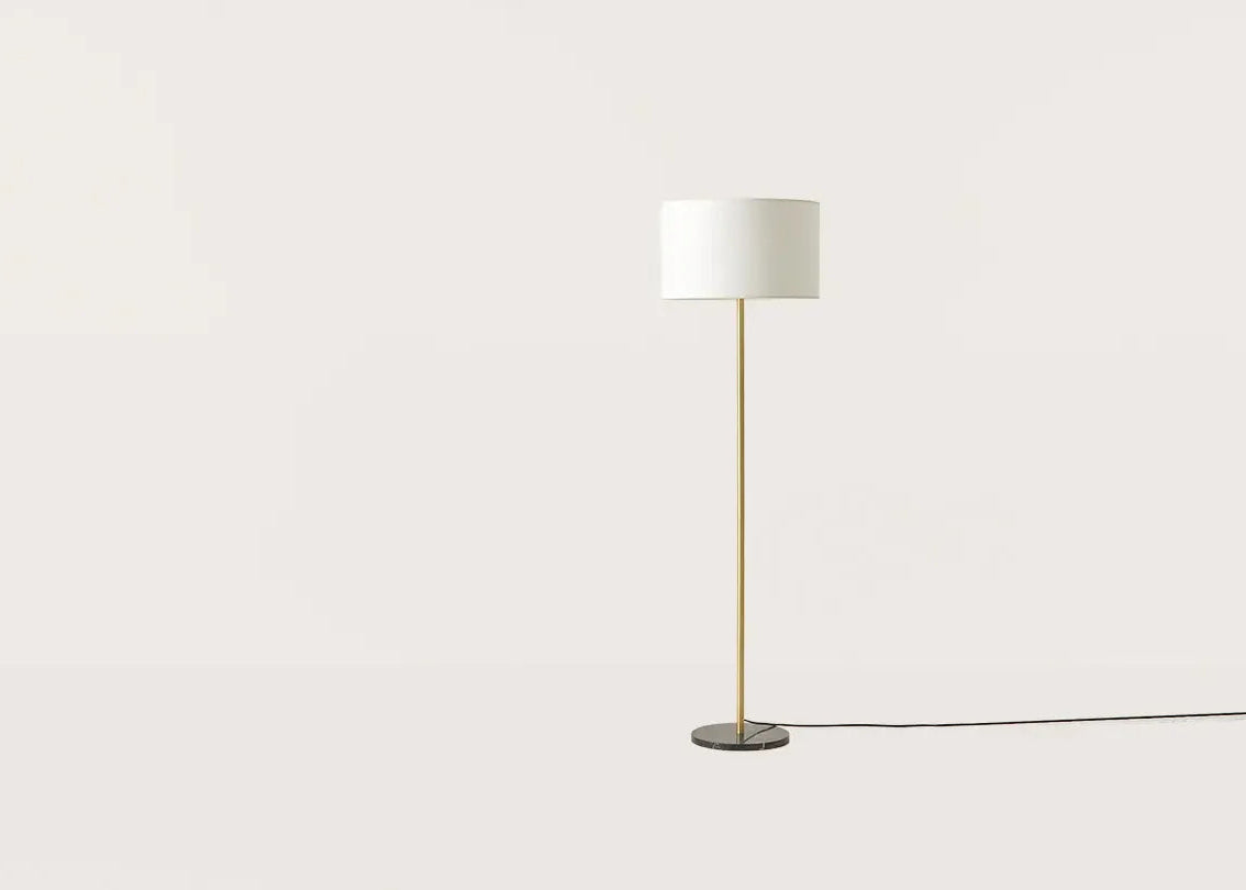 Hedra – lampa podłogowa z abażurem