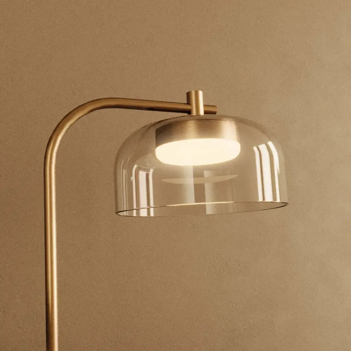 Ipon – lampa stołowa