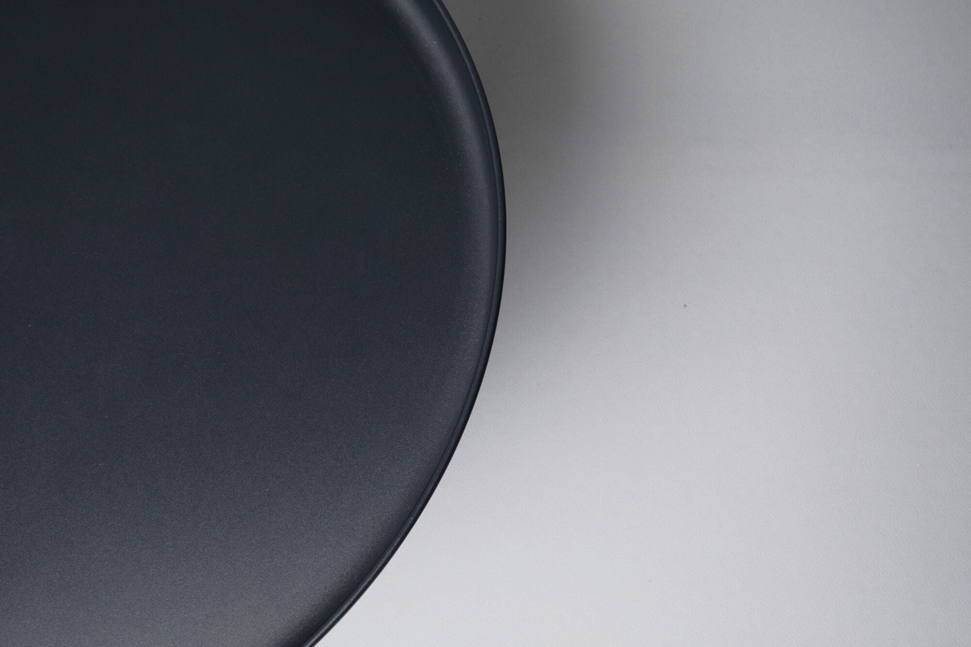 Bottiglia Smoke – stolik pomocniczy Ø 60 cm