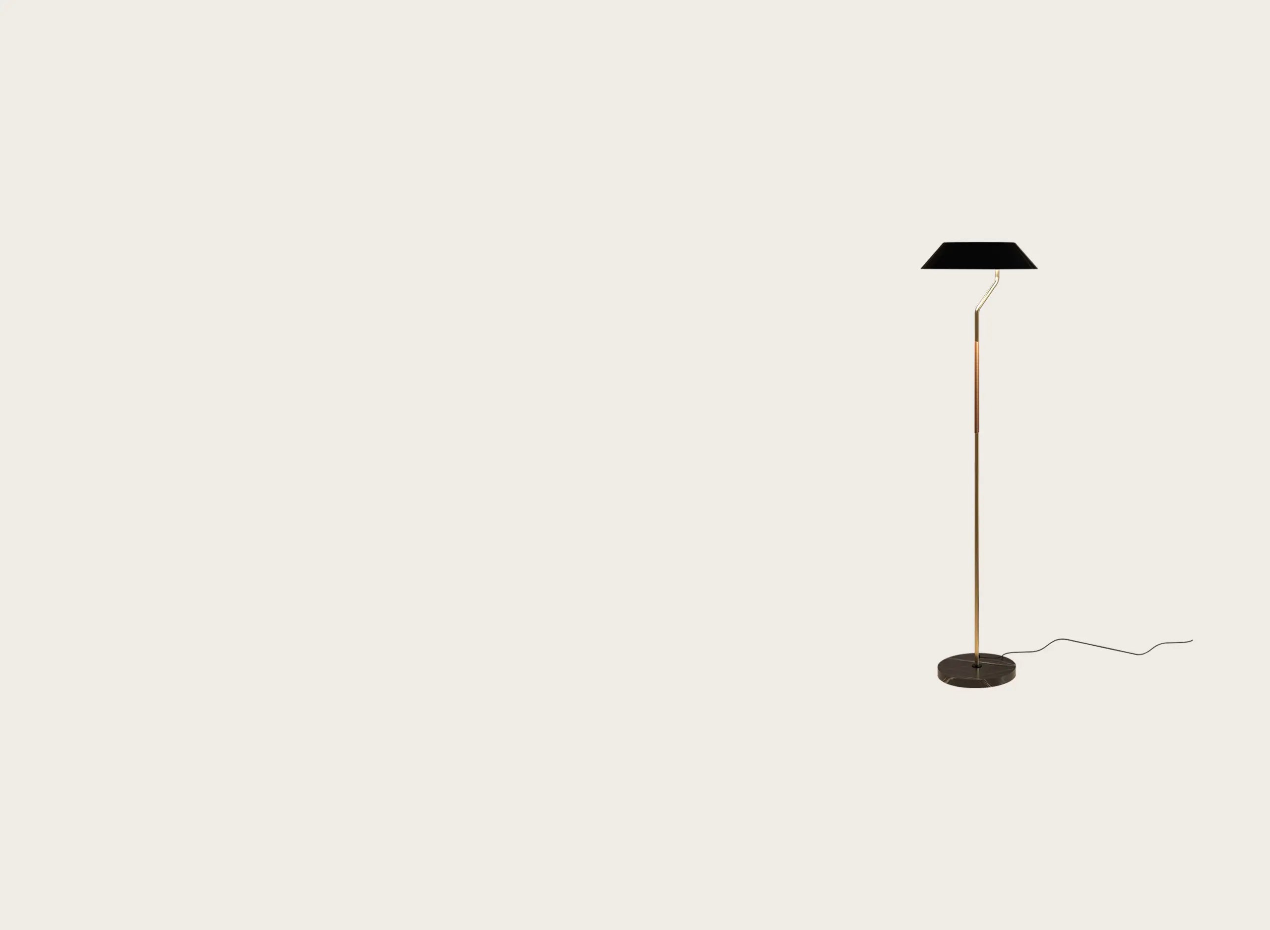 Aider – lampa podłogowa