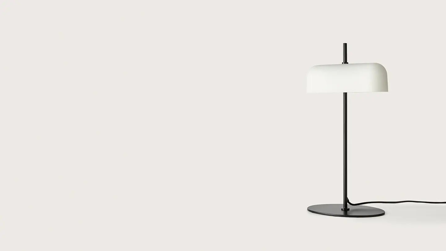 Atil – lampa stołowa