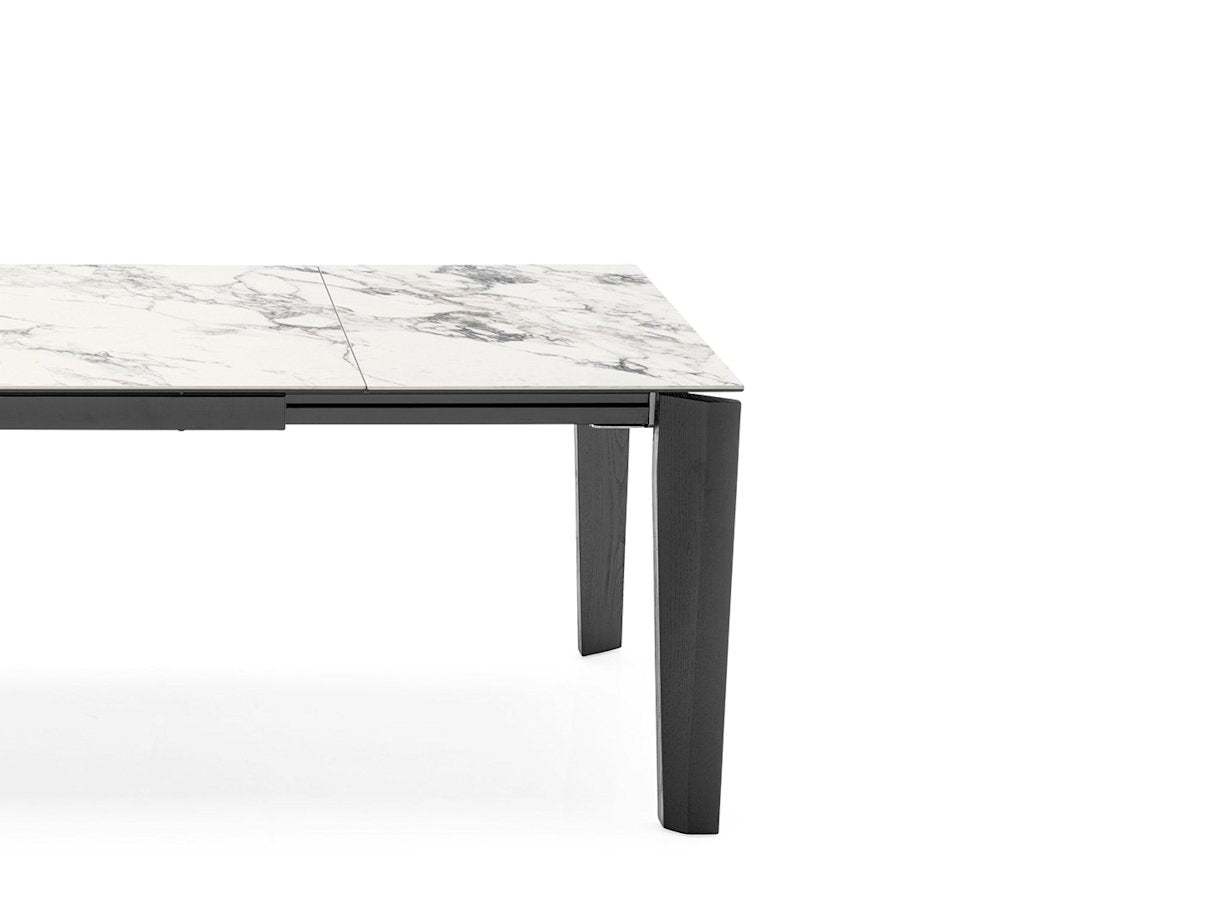 Stół rozkładany Alpha 180–240 cm Calligaris