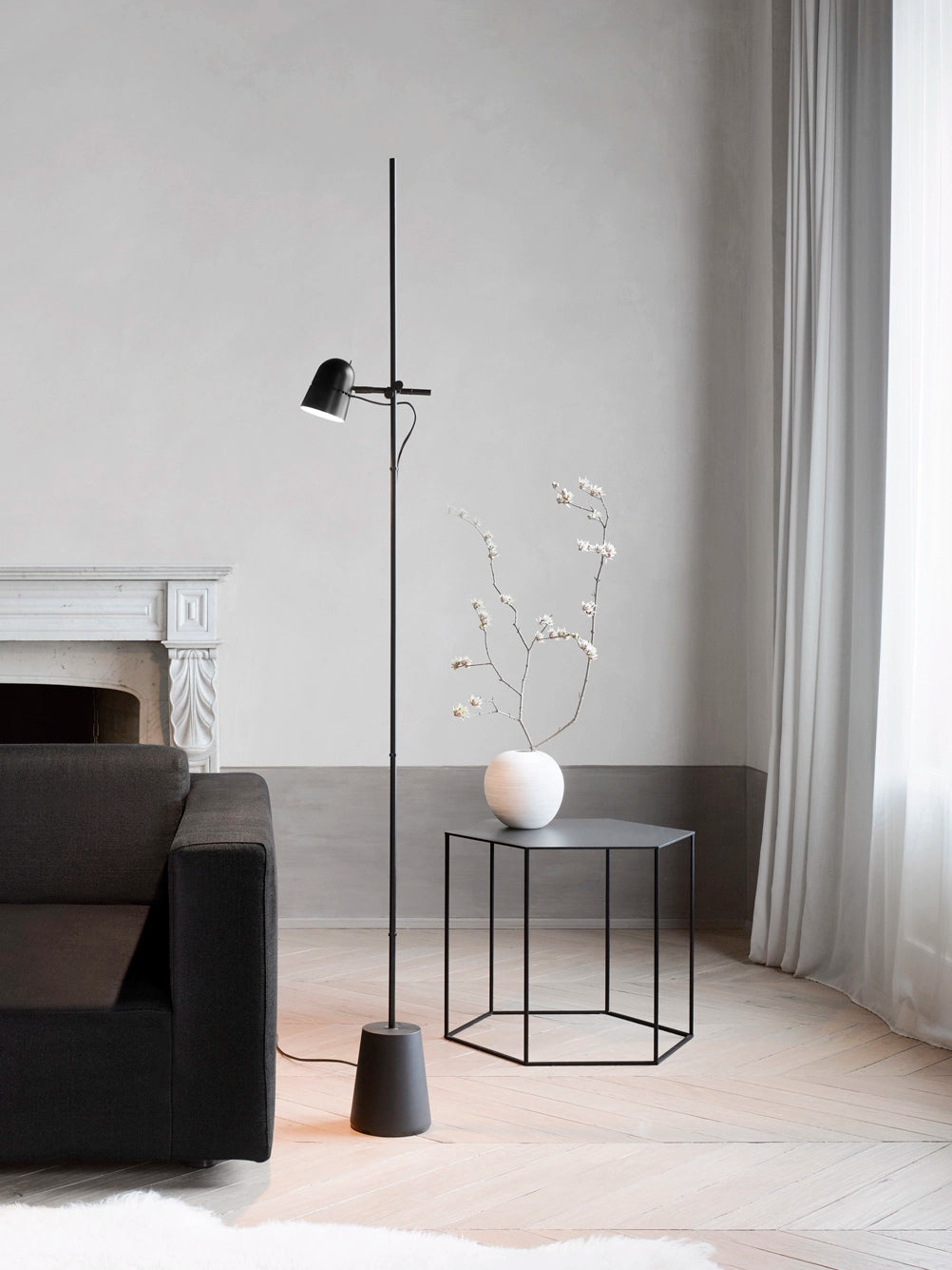 Lampa podłogowa Counterbalance – Luceplan