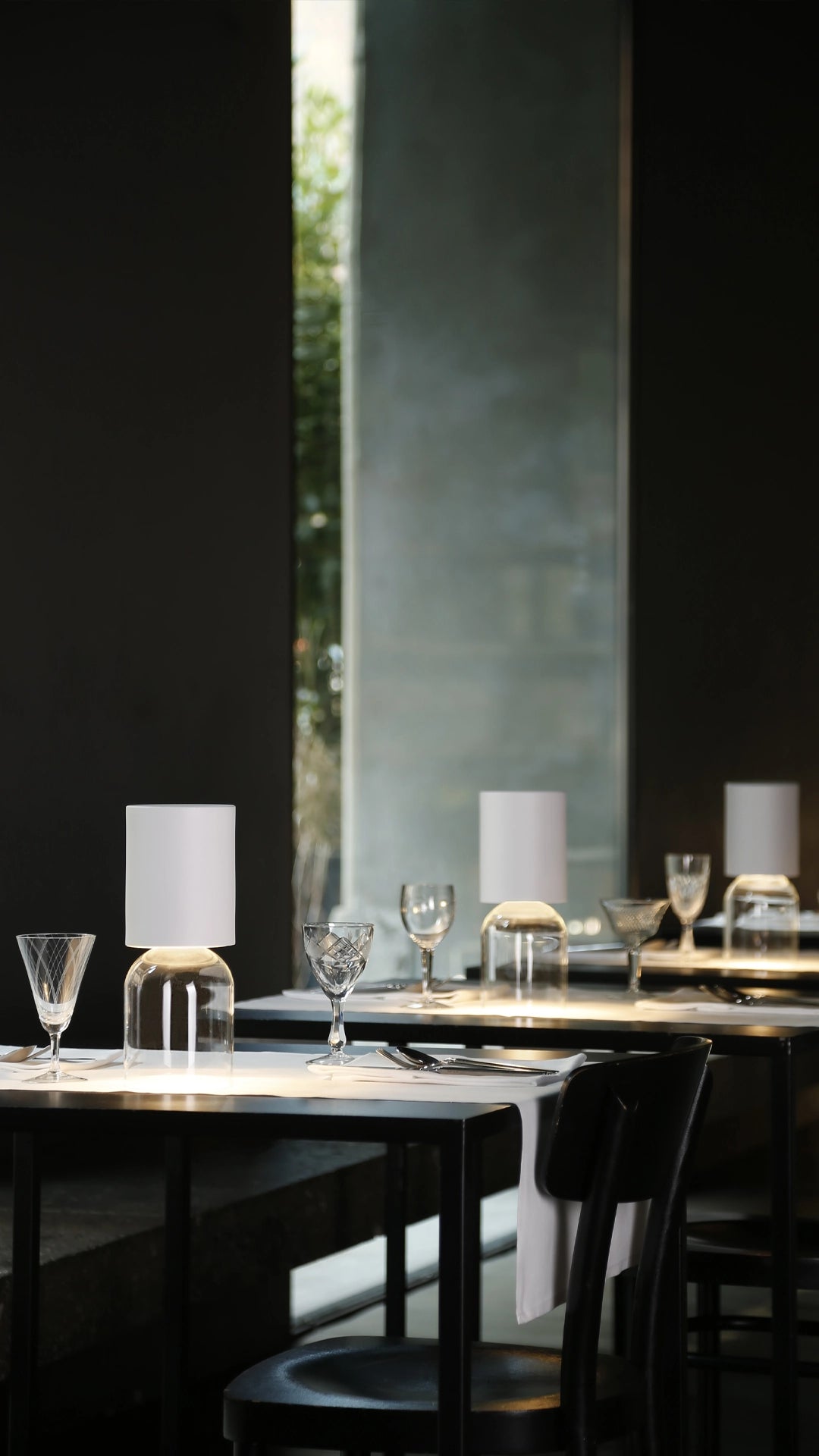 Lampa stołowa Nui Mini – Luceplan