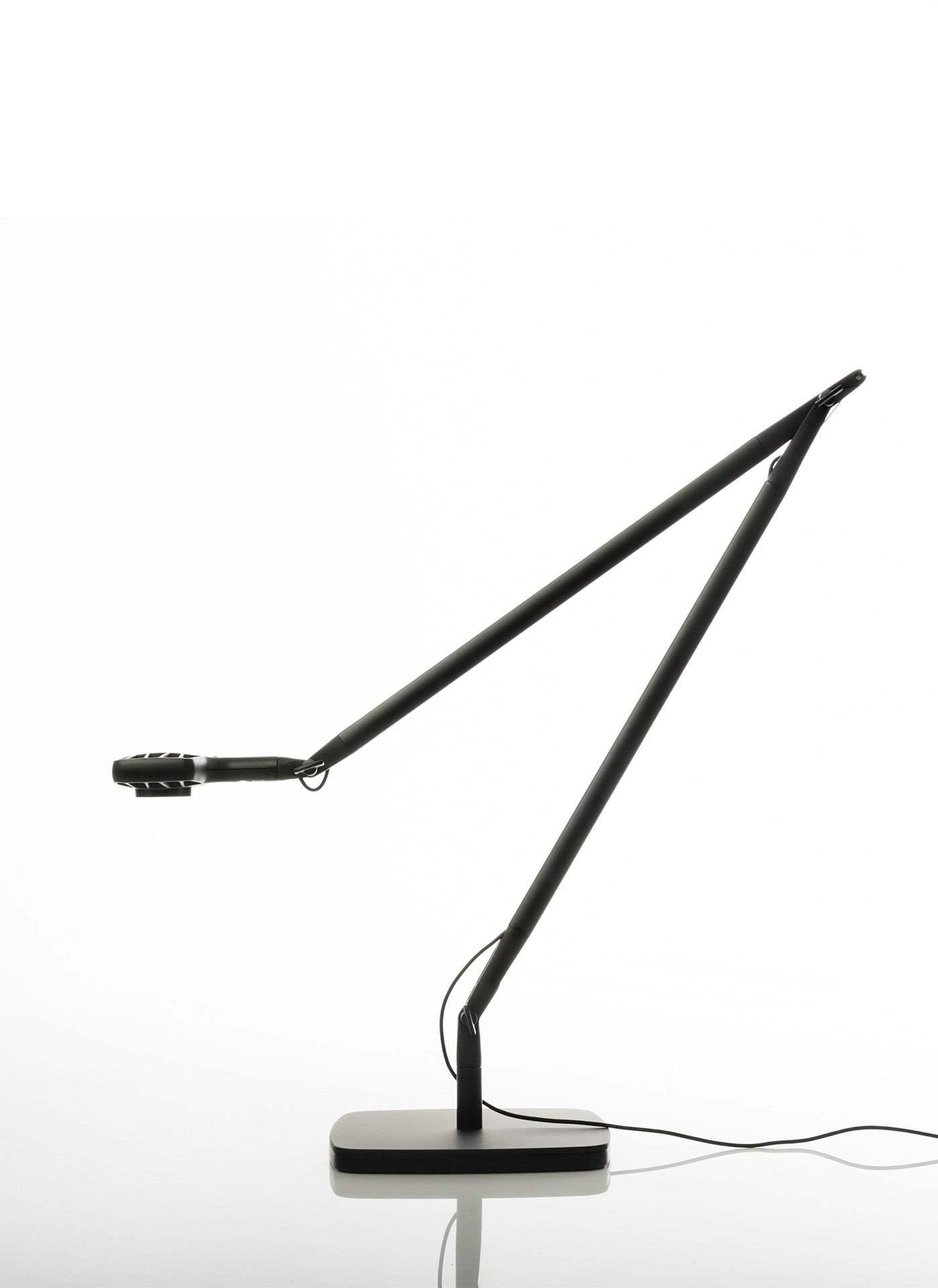 Lampa stołowa Otto Watt – Luceplan