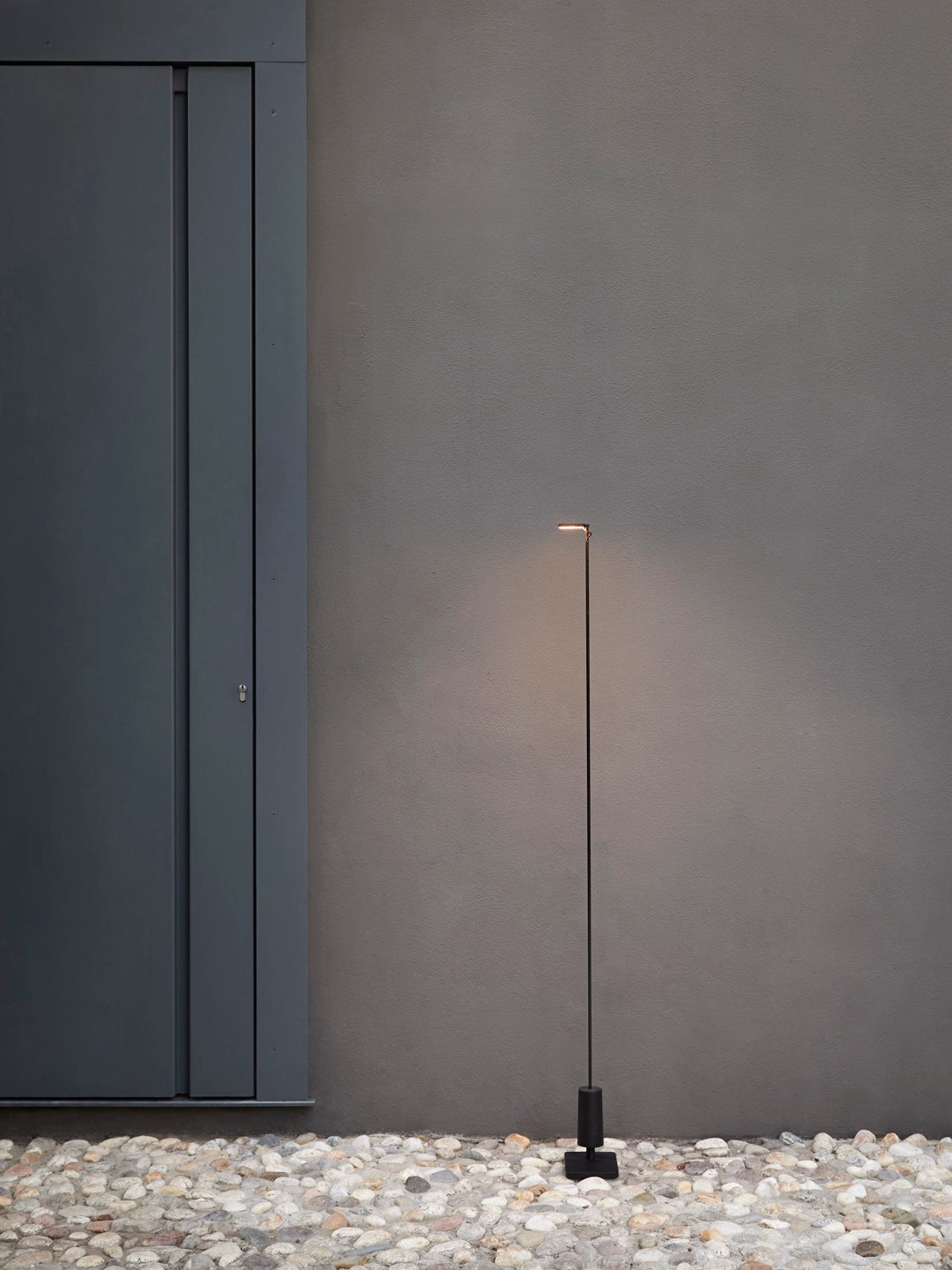 Lampa podłogowa Flia – Luceplan