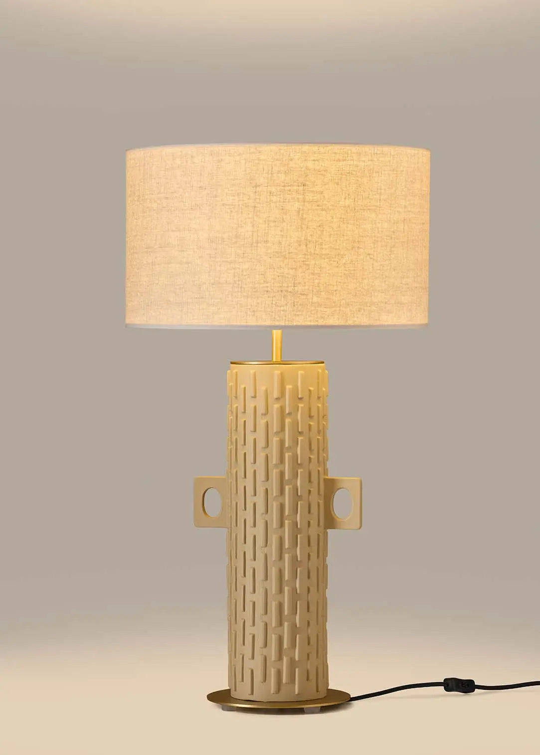 Yut – lampa stołowa ceramiczna