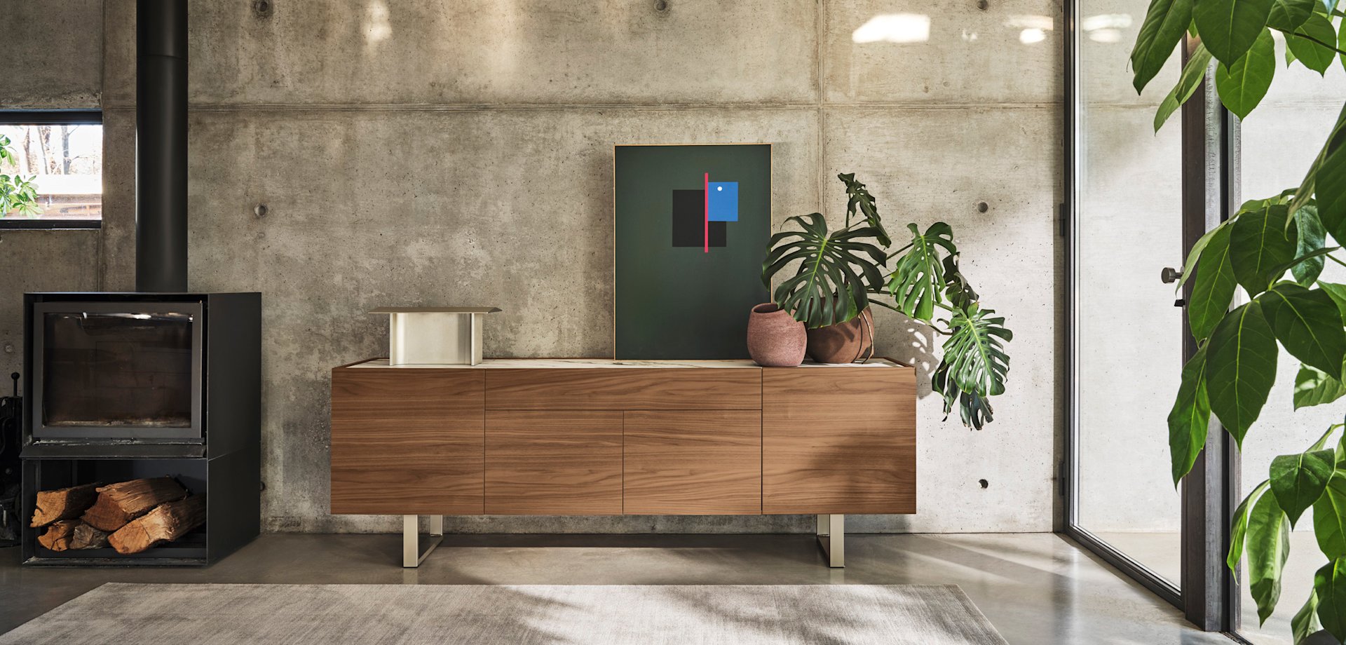 Komoda Horizon 4-drzwiowa 210 cm na cylindrycznej podstawie Calligaris