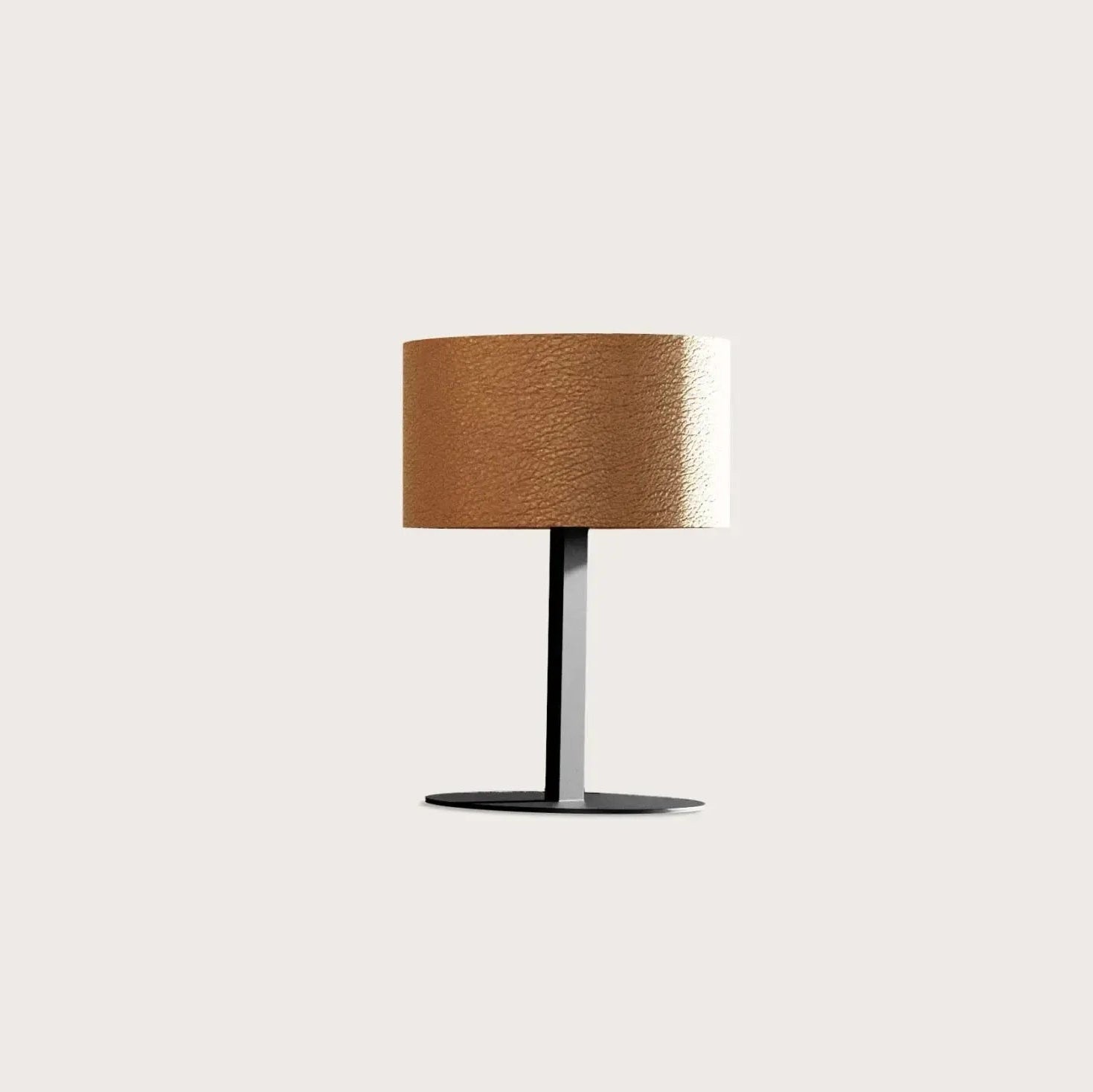 Rems – lampa stołowa ze skórzanym akcentem