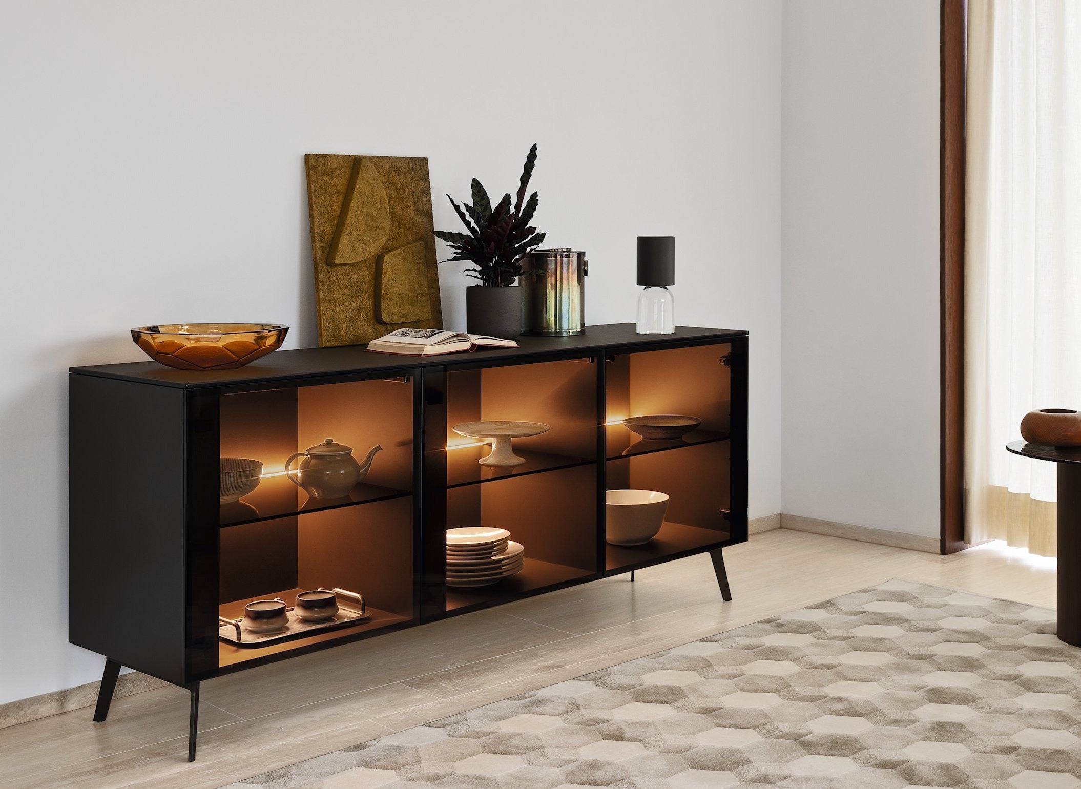 Komoda Crystal 4-drzwiowa 241 cm Calligaris