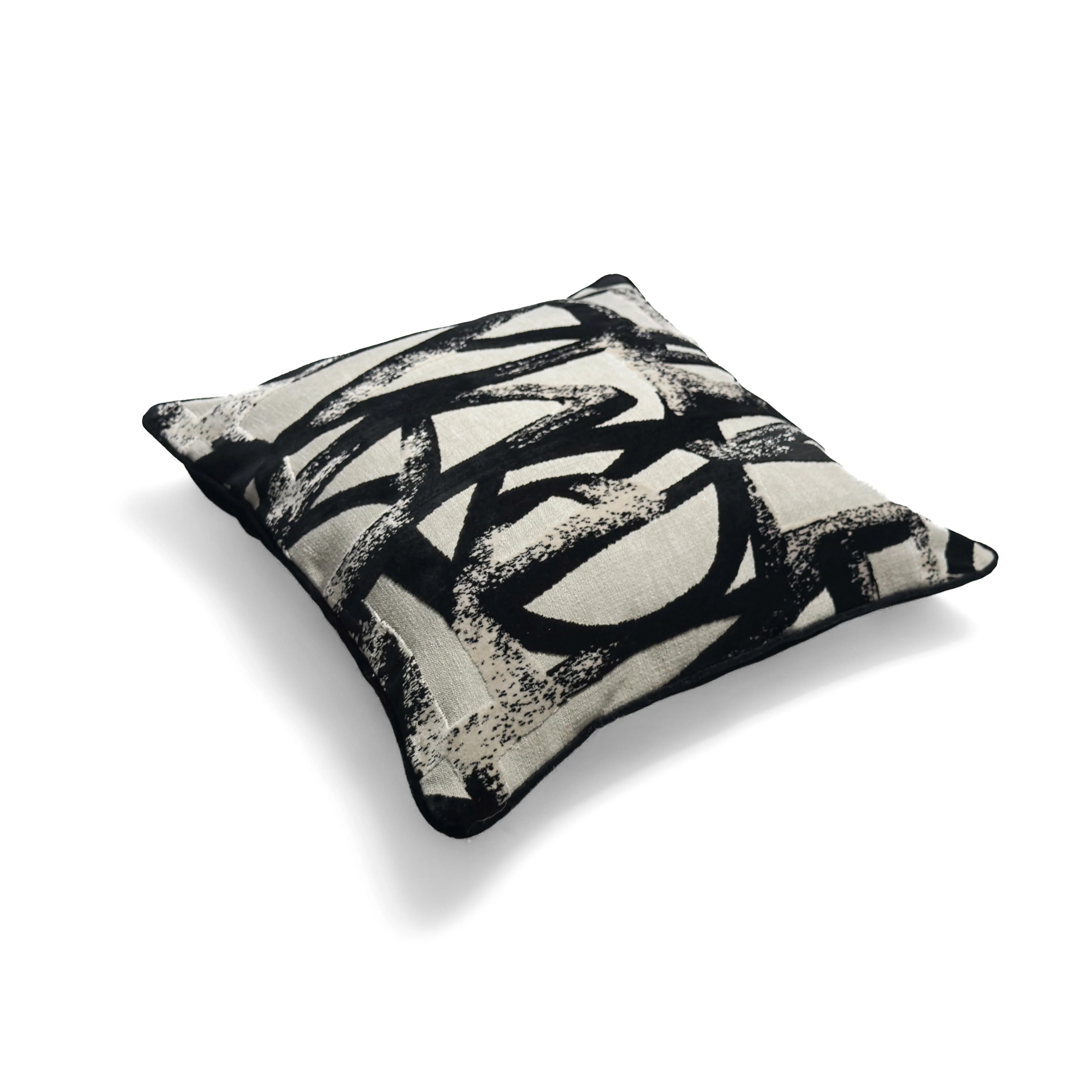 Poduszka dekoracyjna  Trocadero Black 45x45