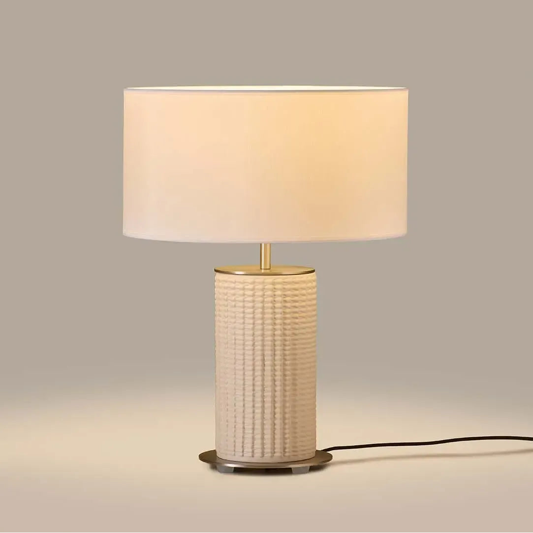 Dab – lampa stołowa