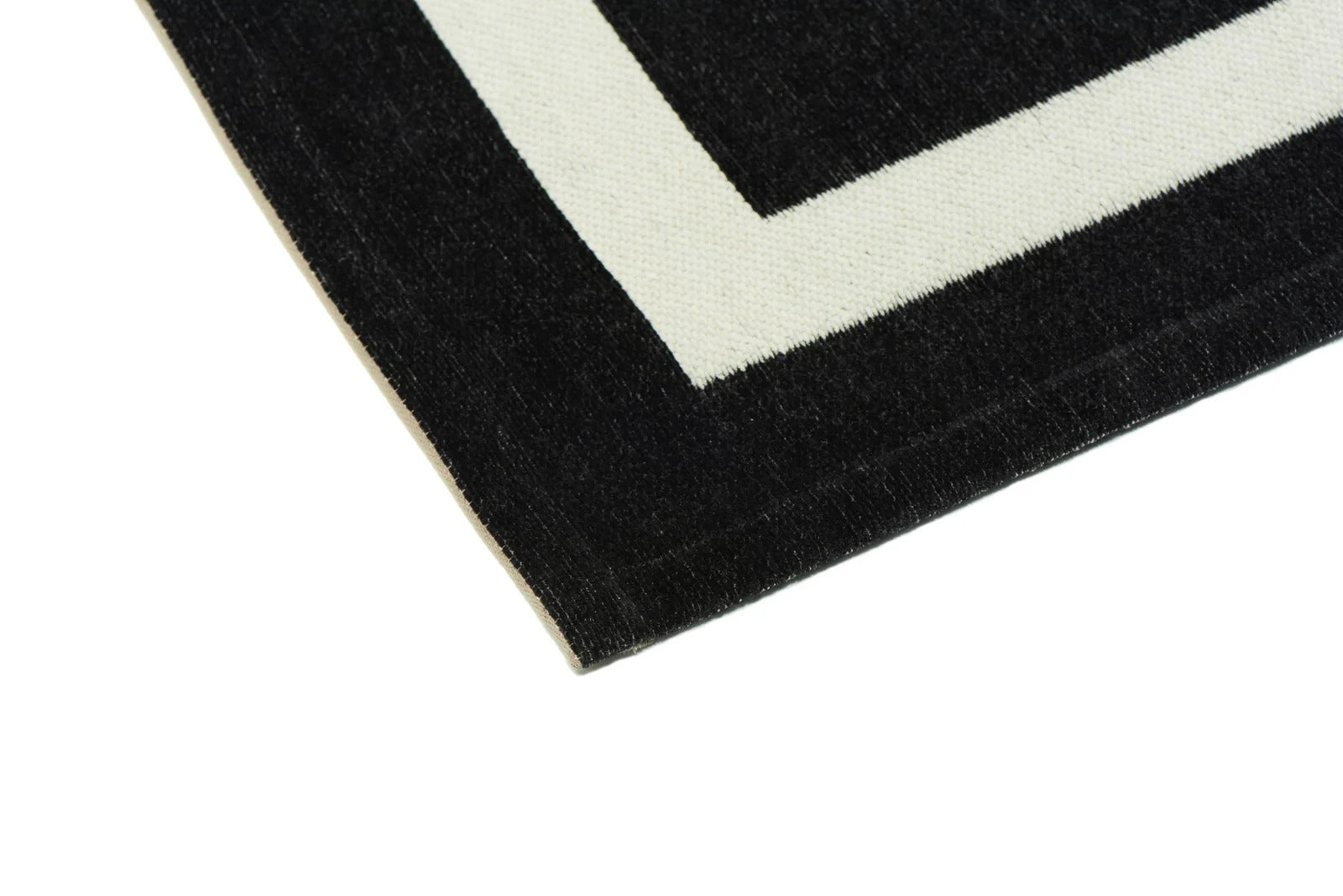 Dywan Hampton Black – Carpet Decor