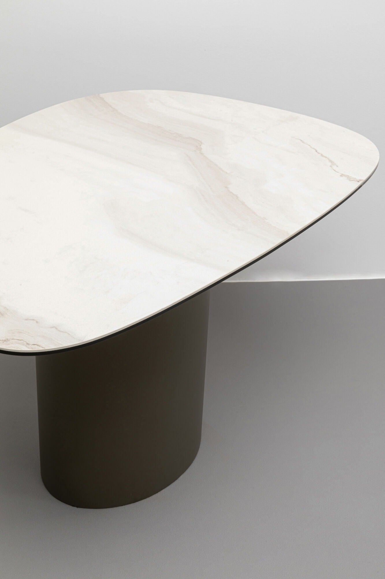 Paso – stolik pomocniczy 75 × 50 cm
