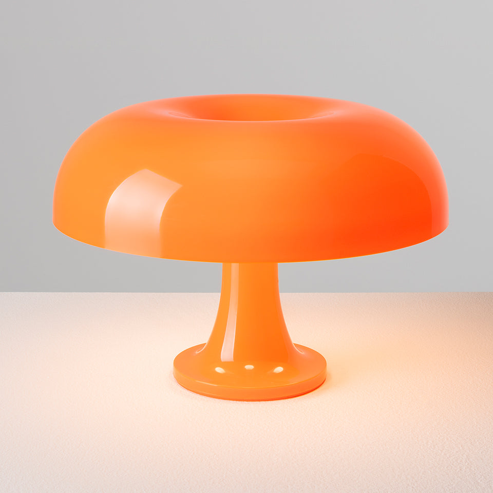 Nessino – pomarańczowa lampa stołowa